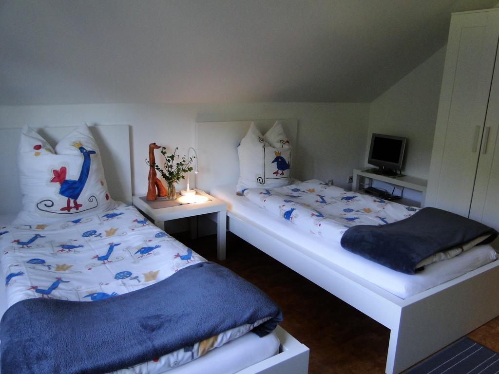 Ferienwohnung Hotte´s Hütte Ettenheim Habitación foto