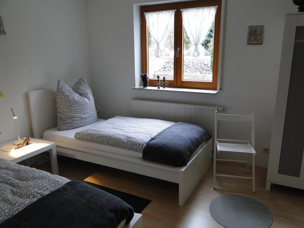 Ferienwohnung Hotte´s Hütte Ettenheim Habitación foto